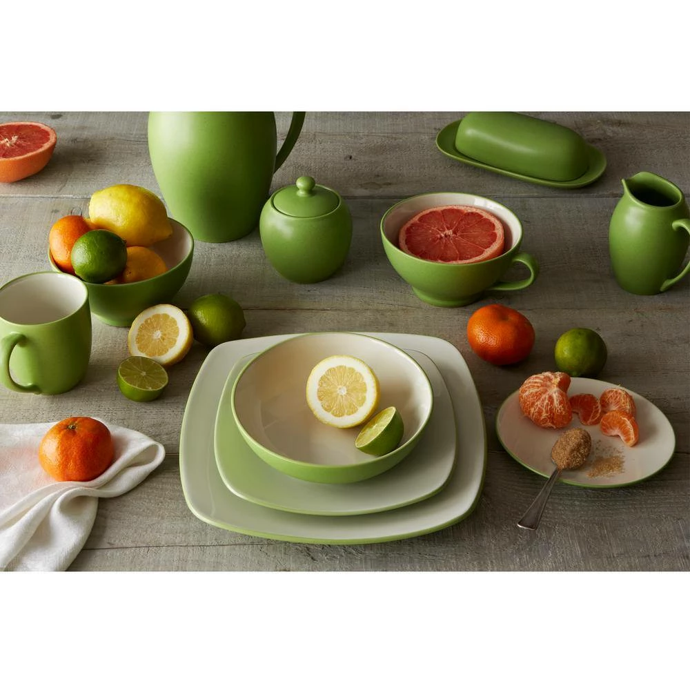 Colorwave 7 in. 22 (fl.oz.) Apple Green Stoneware Cereal Bowl/Soup Bowl (Set of 4) by Noritake 2 Colorwave 7 in. 22 (fl.oz.) Apple Green Stoneware Cereal Bowl/Soup Bowl (Set of 4) by Noritake - Image 2