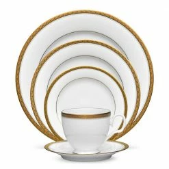 Charlotta Gold/White Porcelain 5-Piece Place Setting by Noritake